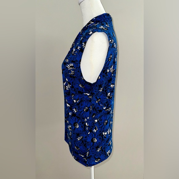 Jones New York Blue Floral Pattern Sleeveless Blouse - Picture 2 of 4